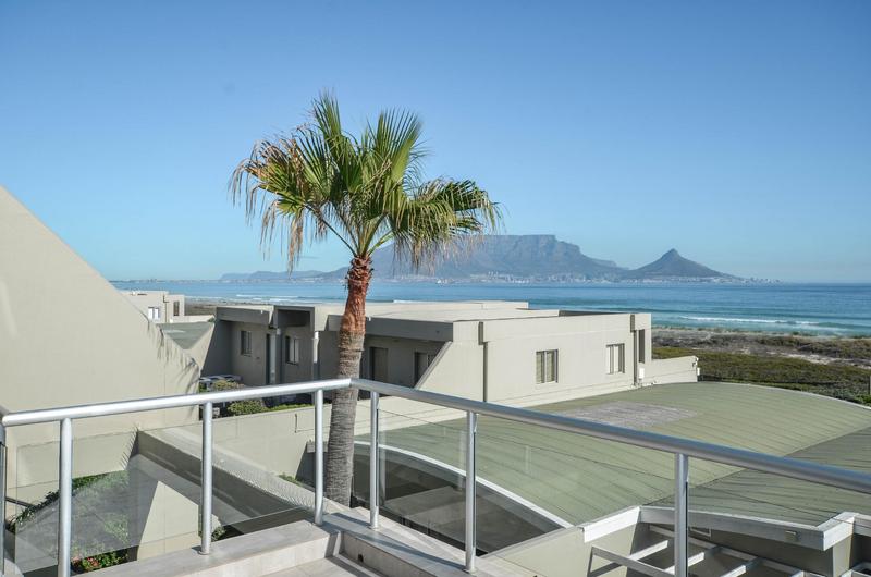 3 Bedroom Property for Sale in Dolphin Beach Western Cape